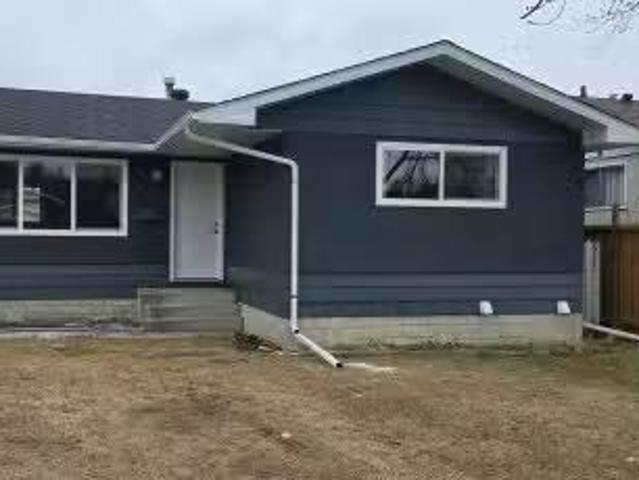 14807 95A Street, Edmonton, AB, T5E 4A5 house for sale List.