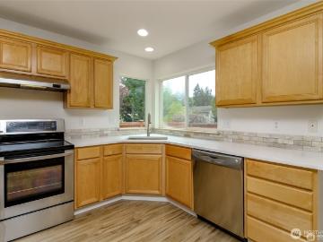 1481 th Ave E