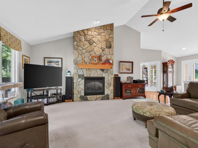 1482 Oban Way