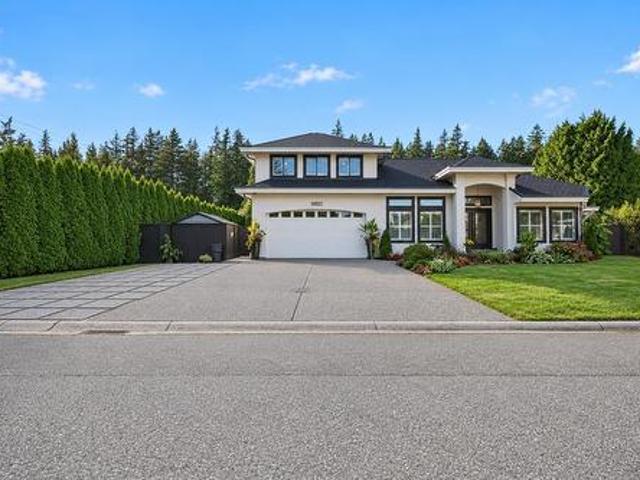 1482 Avenue, Surrey, BC, V4P 1N5 house for sale | Listing ID R3173 | Royal LePage