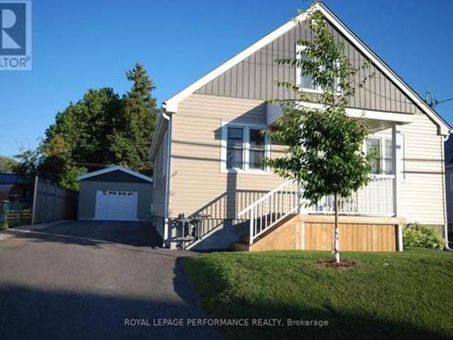 1482 Laperriere Avenue, Ottawa, ON, K1Z 7S9 house for sale | Listing ID X13580 | Royal LePage