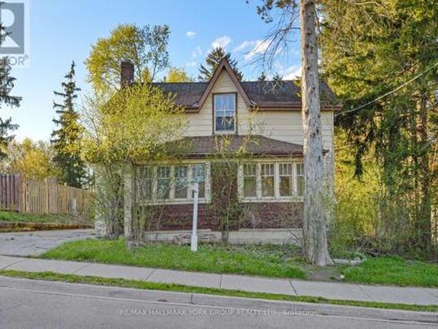 148 Centre Street, Aurora, ON, L4G 1K1 house for sale | Listing ID N13110 | Royal LePage