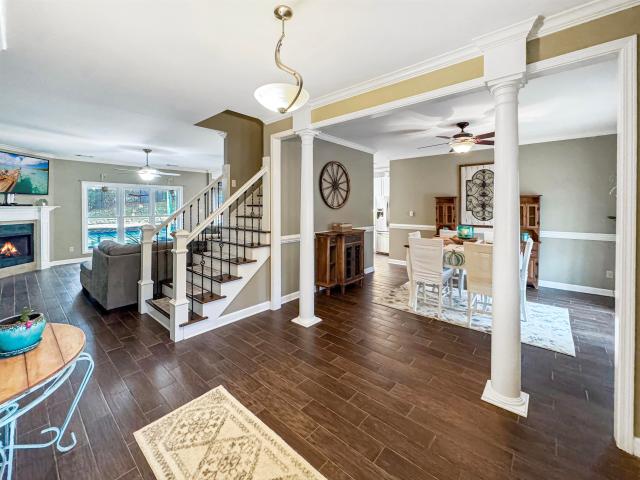 148 claire dr