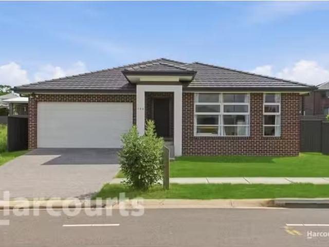 148 Hampshire Boulevarde, Spring Farm House for rent Listed b.