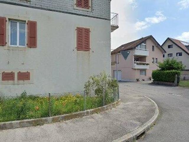 148 m2 apartment for rent in Nyon