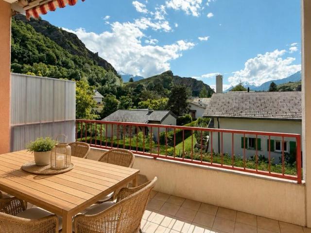 148 m² grosses Duplex mit Balkon und freiem Ausblick – Sion / Platta