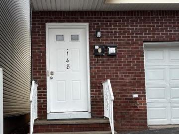 148 Magnolia Avenue