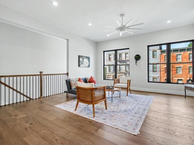 148 Mulberry Street