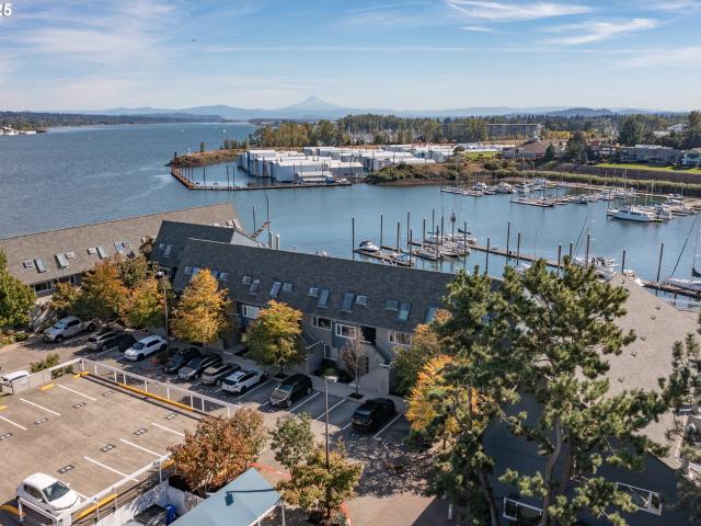 148 N Hayden Bay Dr, Portland, OR 97217 | MLS #142012