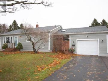 148 South Drive, Summerside, PE, C1N 3Y7 house for sale | Listing ID 202613 | Royal LePage