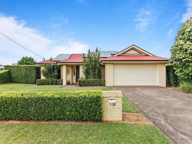 148 Spring Street, Middle Ridge