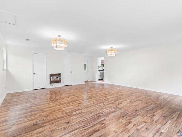 148 Pine Street