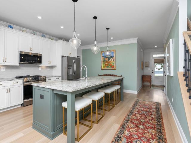 148 ridgeline dr