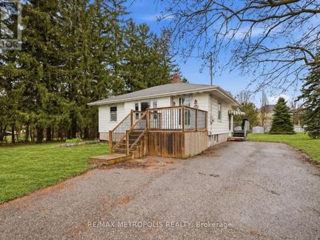 148 Winchester Road E, Whitby, ON, L1M 1X2 house for lease | Listing ID E13788 | Royal LePage
