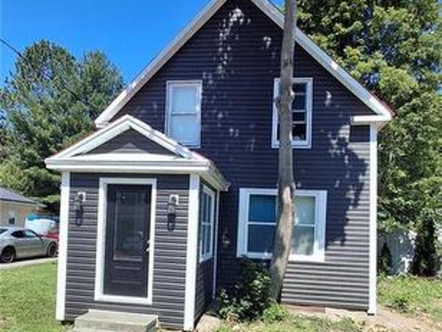 148 Union St, Woodstock, NB, E7M 2C1 house for sale | Listing ID NB145042 | Royal LePage