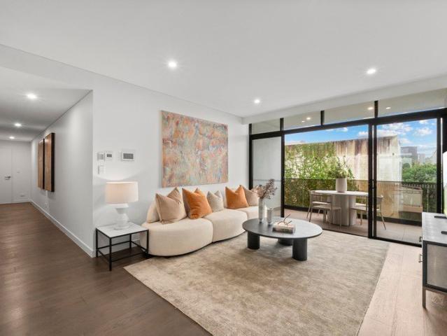 148sqm Three bedroom home w/ double parking + storage cage