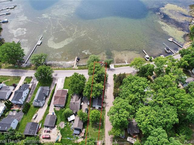 1494 Maxfield Road