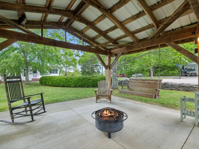 1494 Grant Rd