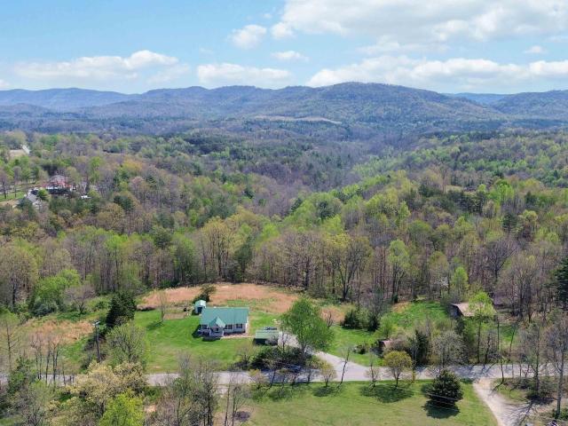 1494 Lum Strunk Road