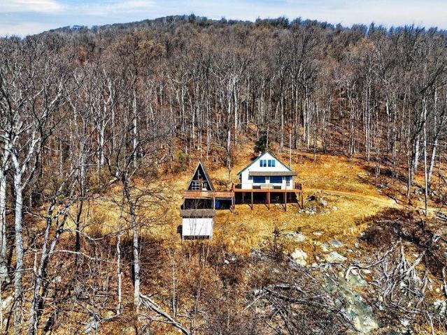 1494 Spruce Creek Ln
