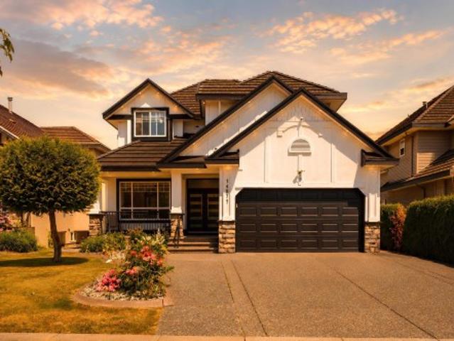 1497 Avenue, Surrey, BC, V3S 0Y8 house for sale | Listing ID R3148 | Royal LePage