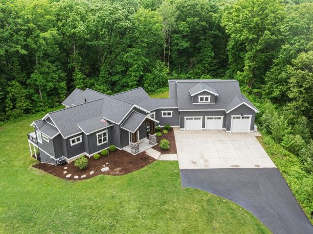1497 10 Mile Road