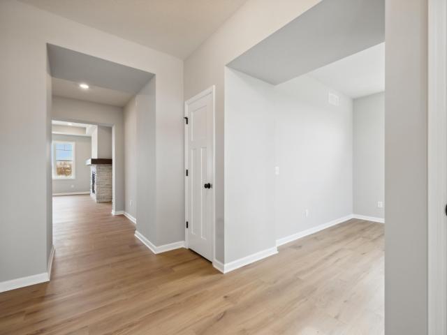 14985 Riverview Lane N