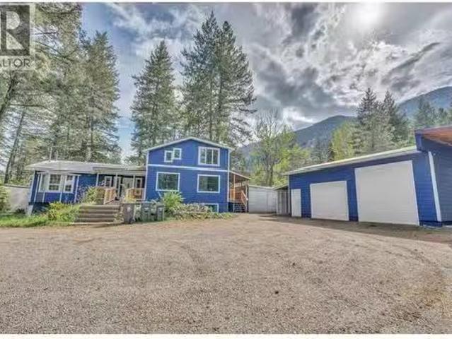 1498 Main Street, Olalla, BC, V0X 1N6 house for sale Listin.
