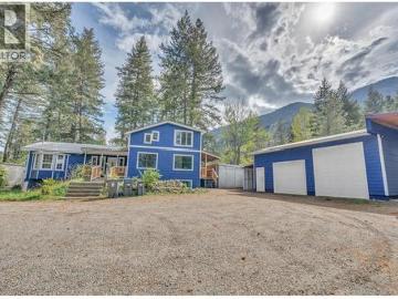 1498 Main Street, Olalla, BC, V0X 1N6 house for sale | Listing ID 10384 | Royal LePage