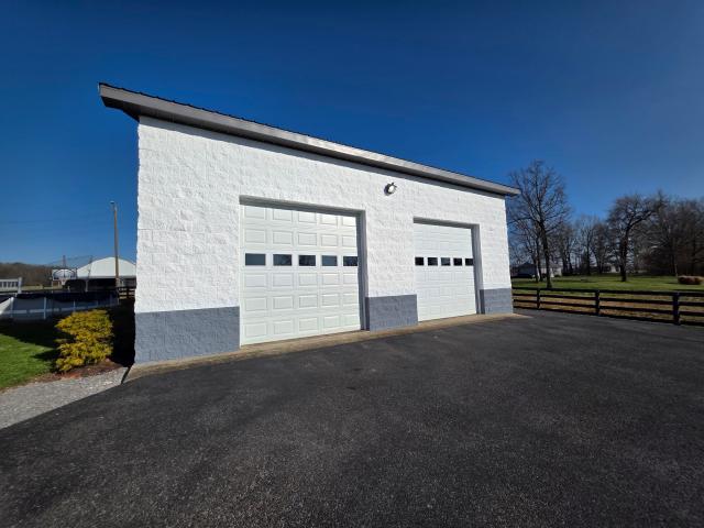 1498 Coopertown Road