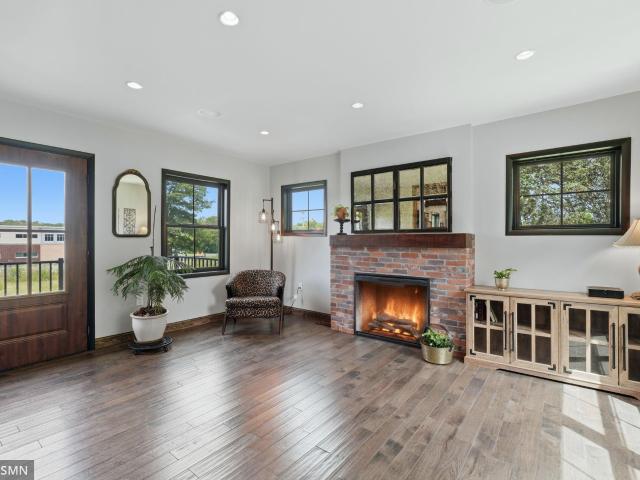 1498 th Avenue
