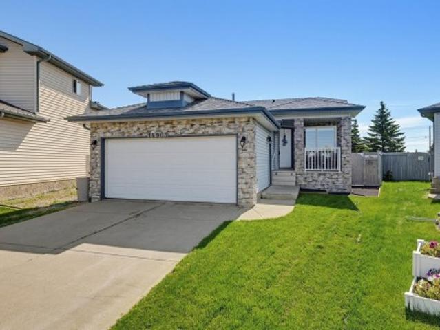 14903 Street Nw, Edmonton, AB, T6V 1E9 house for sale | Listing ID E4504 | Royal LePage