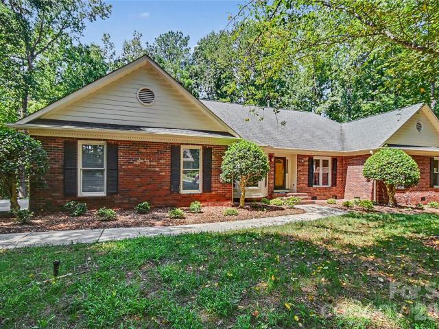 14905 Wyndham Oaks Drive