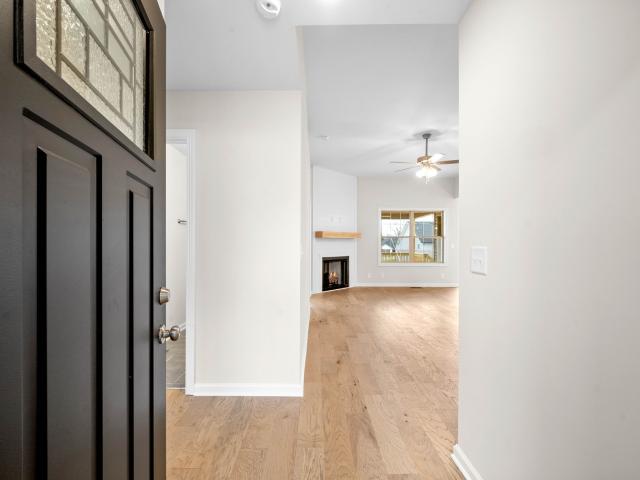 1490 Hallies Way