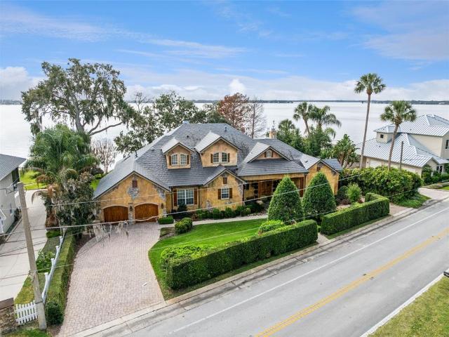 1490 Lakeshore Dr, Mount Dora, FL 32757 | MLS #O6387