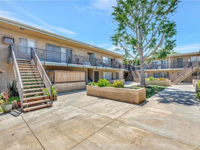 14919 S Normandie 27