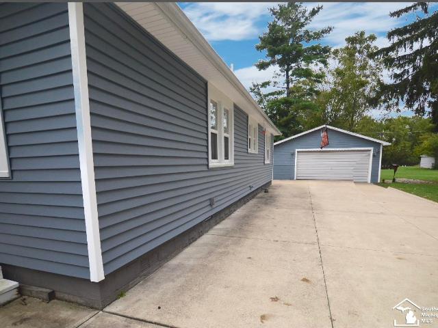 1491 Hendricks Road