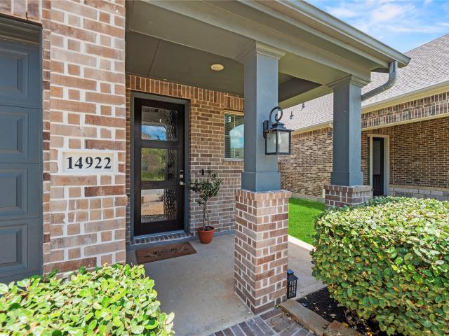 14922 Mossycup Spur Way