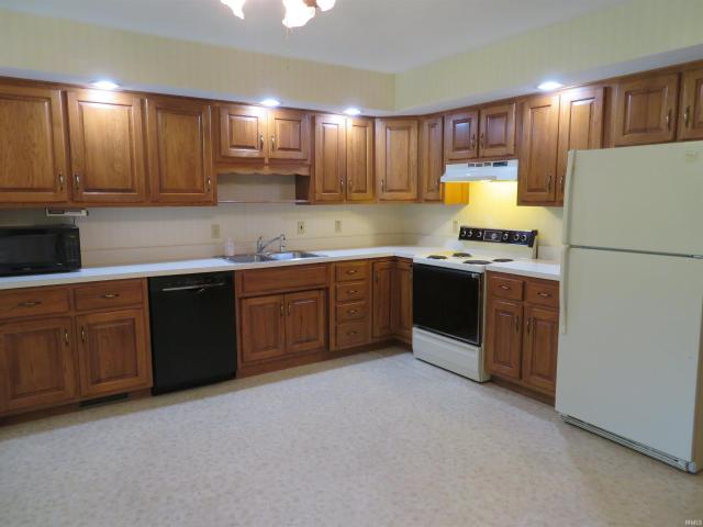 1492 Hampton Circle