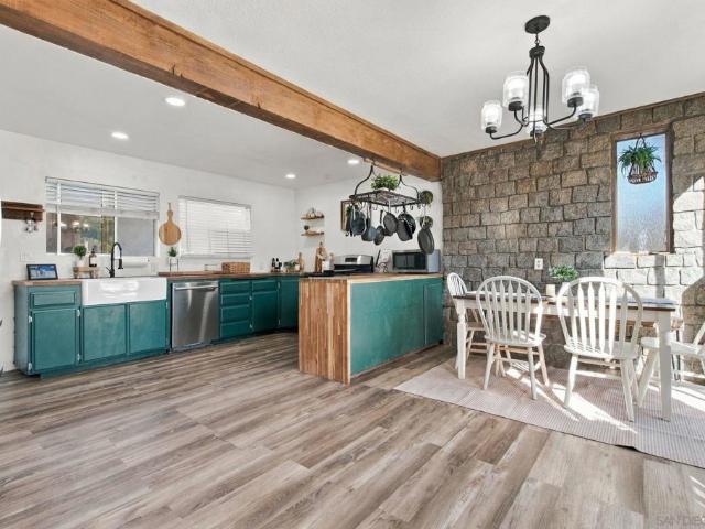 1492 Viejas Creek Trail