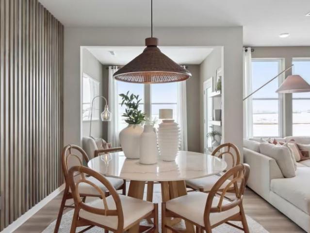 14932 Avondale View