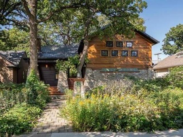 1493 Wellington Cr, Winnipeg, MB, R3N 0B6 Luxury House for sale | Listing ID 202611 | Royal LePage Carriage Trade Luxury Properties