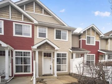 The Hamptons, Edmonton, Alberta - Patio