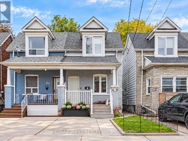 149 Chisholm Avenue, Toronto, ON, M4C 4V9 house for sale | Listing ID E14083 | Royal LePage