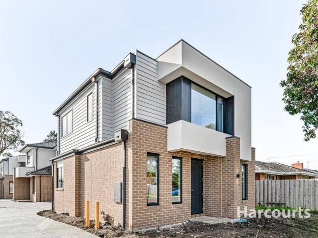 1/49 Cranbourne Drive, CRANBOURNE, VIC 3977