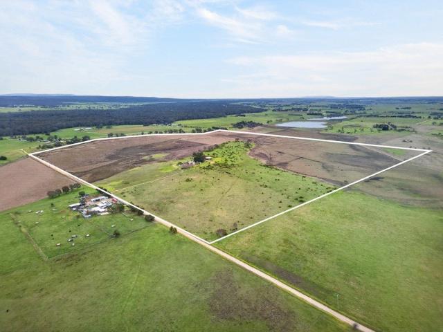179 Acres Across Two Titles Rural Lifestyle & Farming Opportunity Minutes from Sale