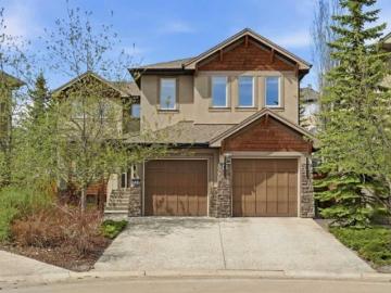 Aspen Woods, Calgary, Alberta - Fireplace