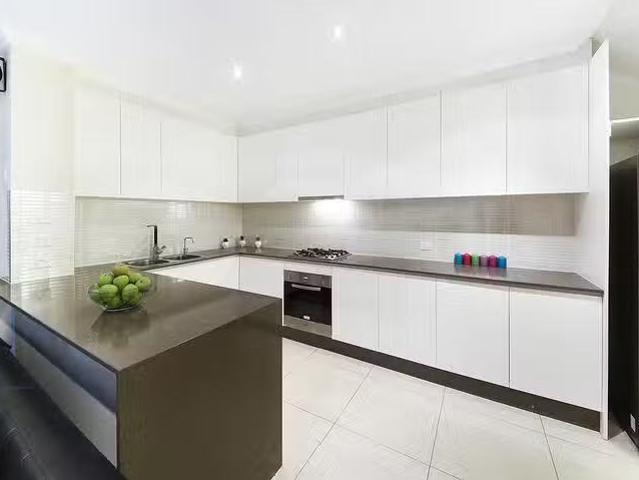 1/49 Gray Street, Kogarah, NSW 2217