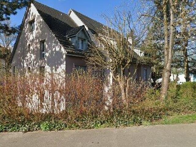 149 m2 apartment for rent in Dielsdorf