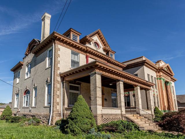 149 N Gallatin Avenue